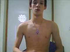 Smooth Twink Webcam Masturbation